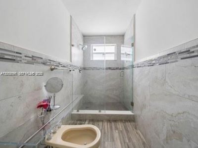 11350 SW 30th St , Miami, FL 33165 Photo