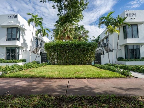 1971 Bay Dr , Unit 114, Miami Beach, FL 33141