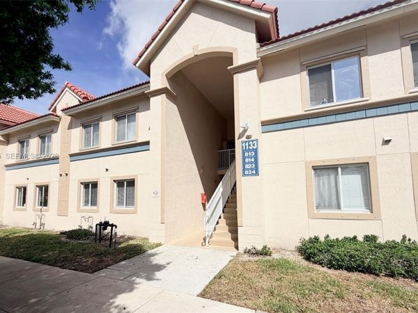 1133 Golden Lakes Blvd, Unit 813, West Palm Beach, FL 33411