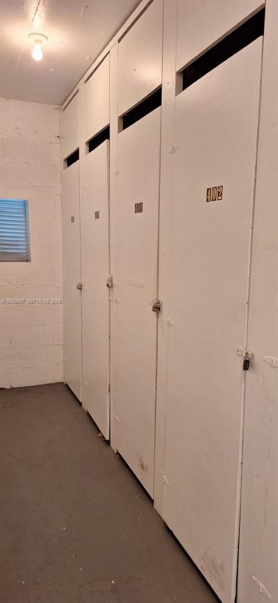 700 NE 14th Ave, Unit 407, Hallandale Beach, FL 33009 Photo