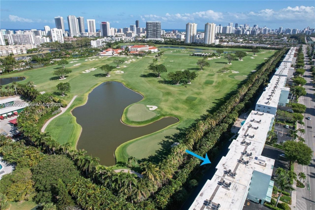 700 NE 14th Ave, Unit 407, Hallandale Beach, FL 33009 Photo