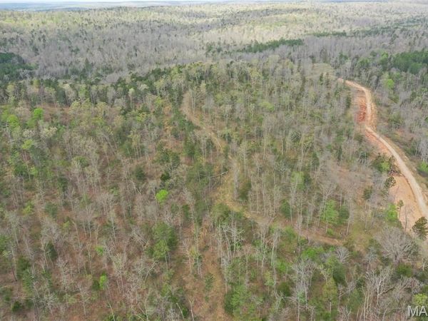 2 Furnace Creek Road , Potosi, MO 63664