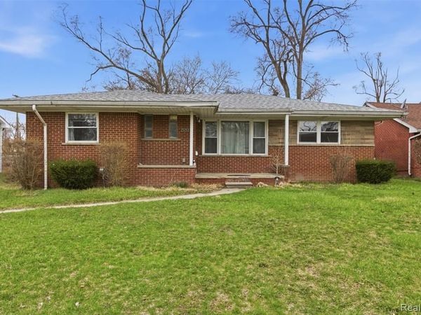 25253 Eureka Drive, Warren, MI 48091