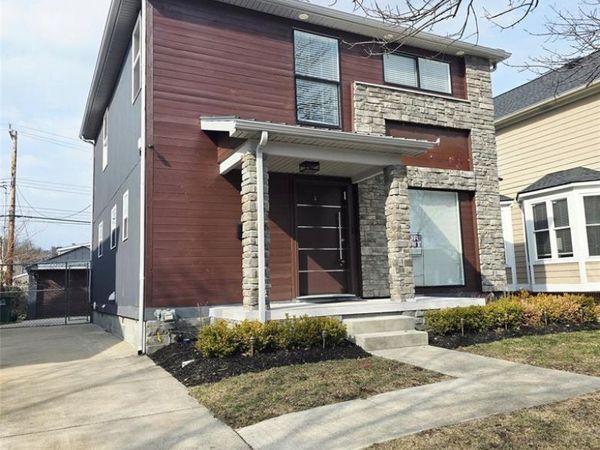 1277 E LINCOLN Street, Birmingham, MI 48009