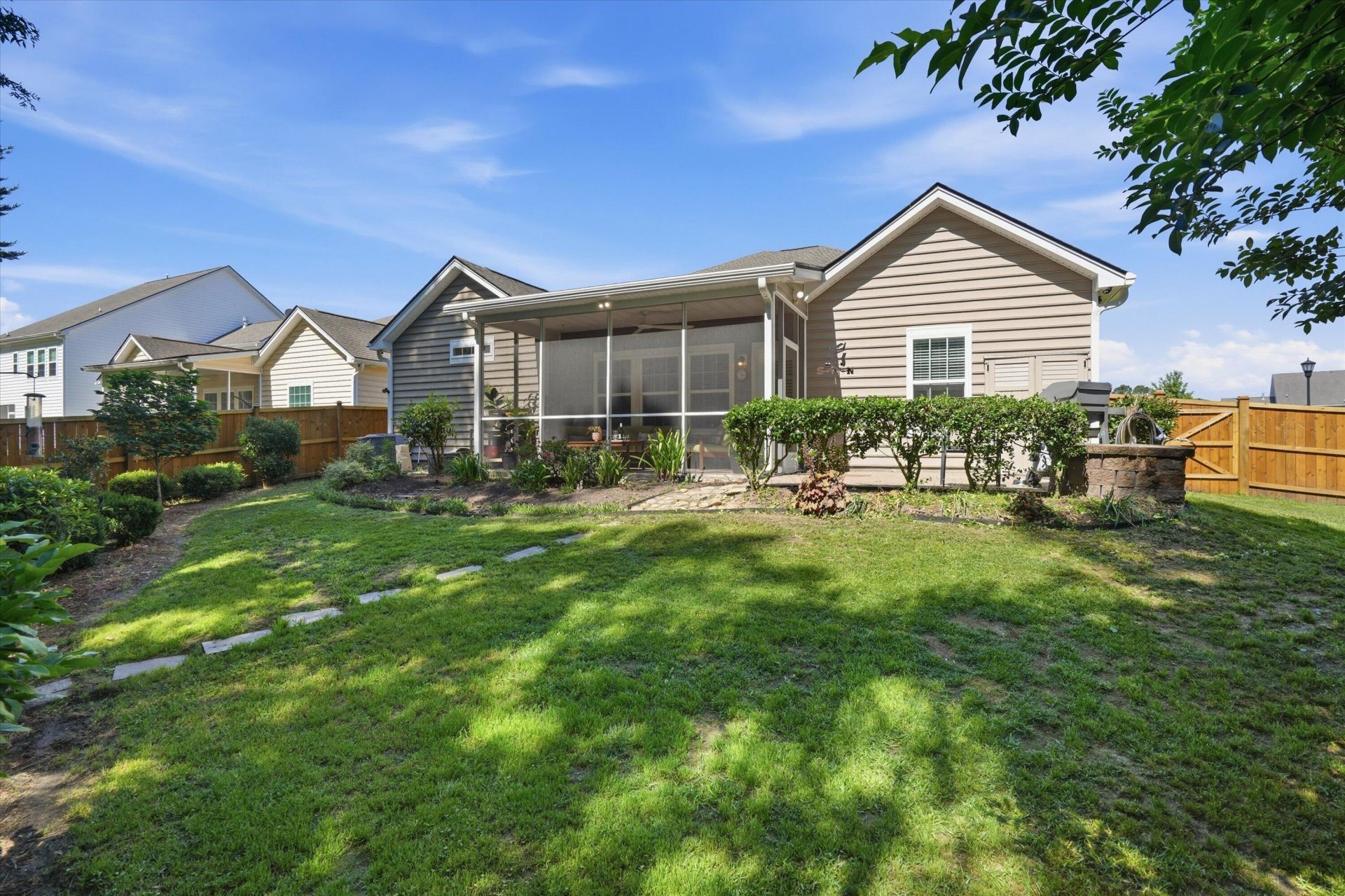 9712 Table Mountain Lane Photo 21