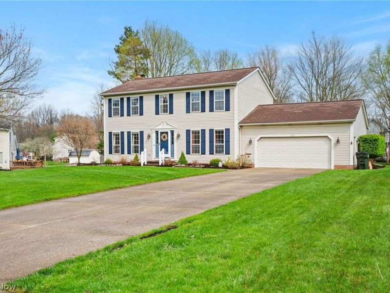 1271 Atterbury Drive, Macedonia, OH 44056 Photo 2