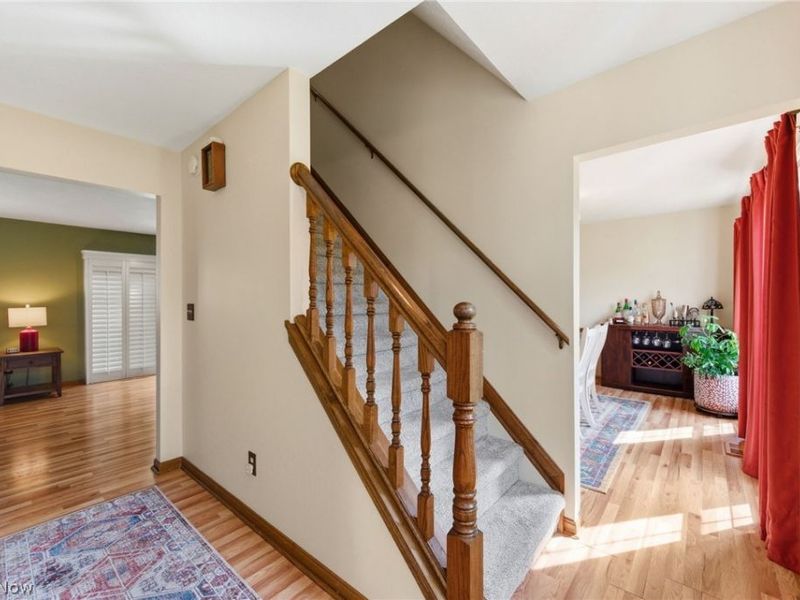 1271 Atterbury Drive, Macedonia, OH 44056 Photo 6