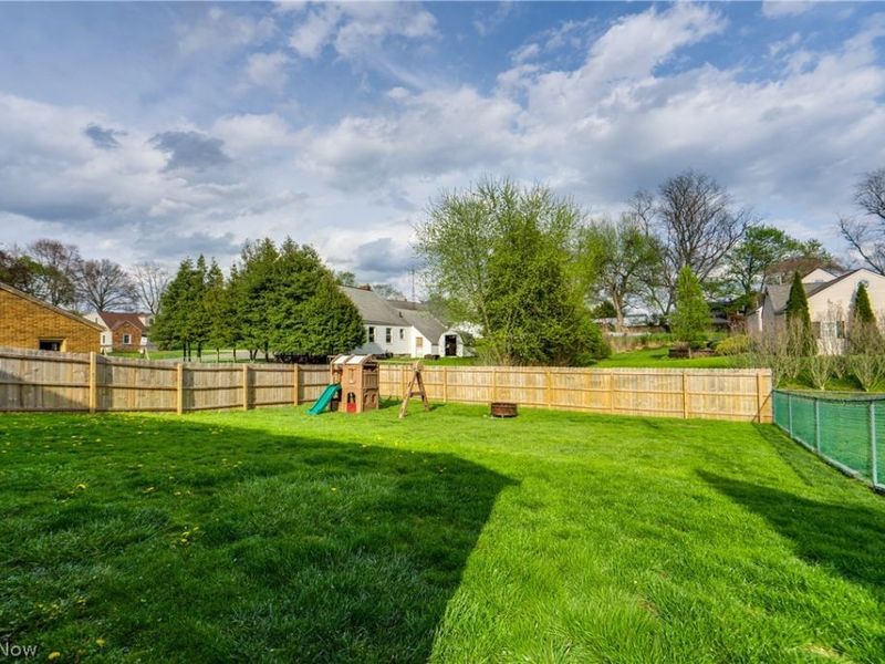 144 Perry Drive NW, Canton, OH 44708 Photo 19