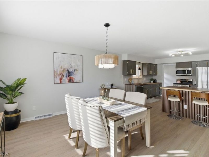 5284 E 102nd Street, Garfield Heights, OH 44125 Photo 10