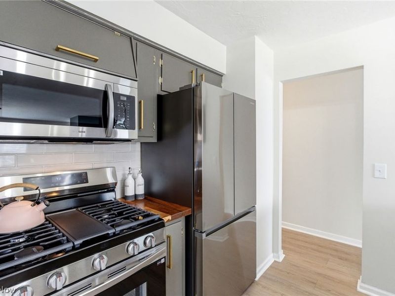 5284 E 102nd Street, Garfield Heights, OH 44125 Photo 13