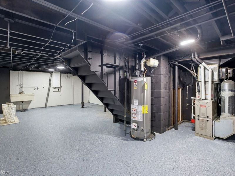 5284 E 102nd Street, Garfield Heights, OH 44125 Photo 33