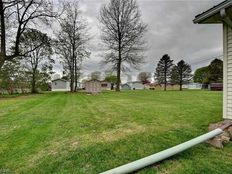 445 N George Street, West Lafayette, OH 43845 Photo 17