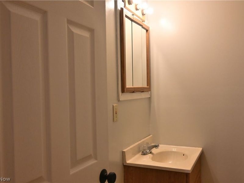 6989 Reed Road, Conneaut, OH 44030 Photo 11