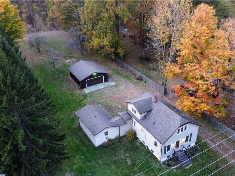 6989 Reed Road, Conneaut, OH 44030 Photo 2