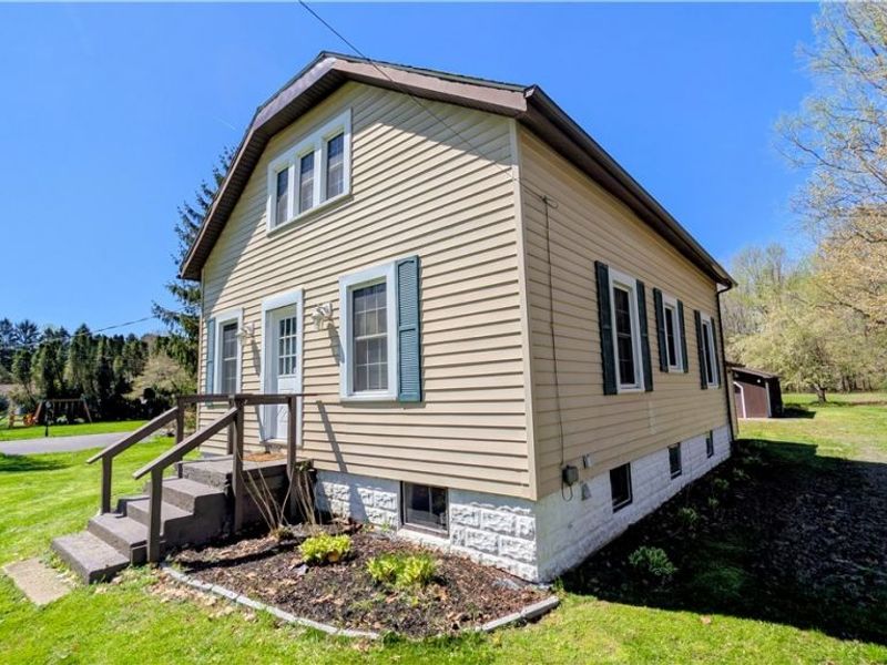 6989 Reed Road, Conneaut, OH 44030 Photo 27