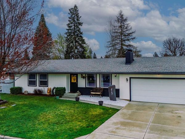 2107 S Fawn Dr, Spokane Valley, WA 99206