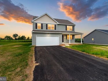 322 VALLEY VIEW CIRCLE, Unit 138, YORK, PA 17408