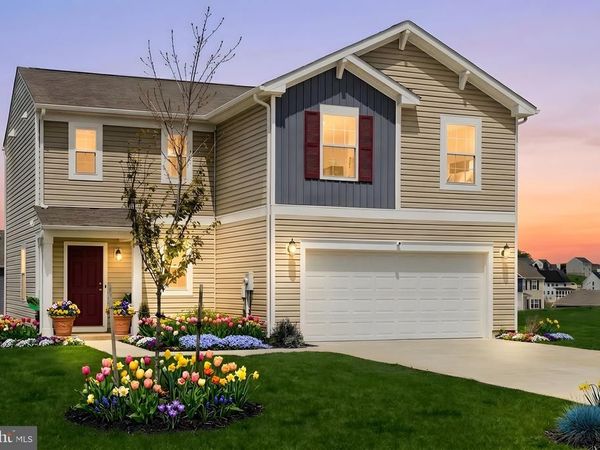 33 ENEFACE CREST, HANOVER, PA 17331