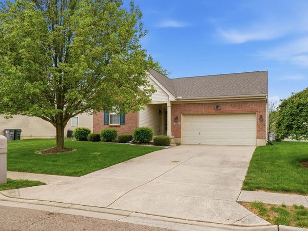 1840 Hunters Ridge Drive, Troy, OH 45373