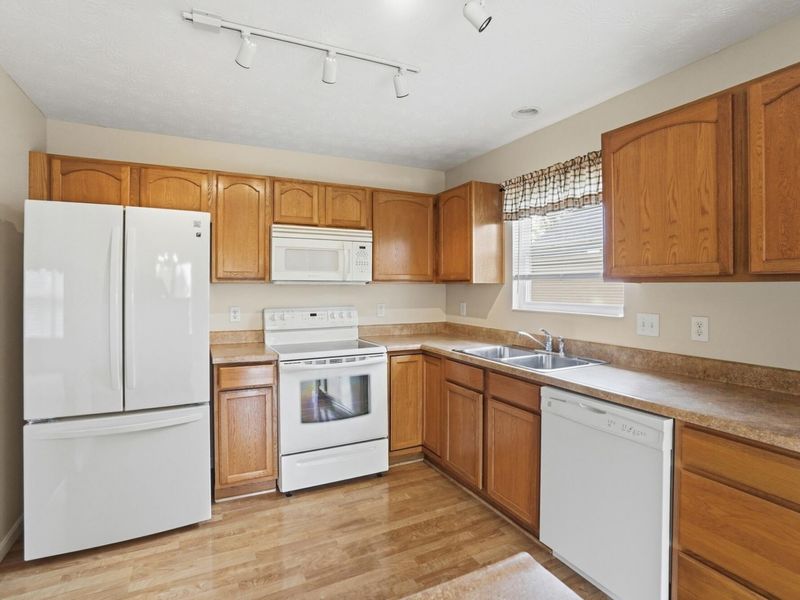 1840 Hunters Ridge Drive, Troy, OH 45373 Photo 21