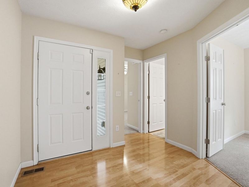 1840 Hunters Ridge Drive, Troy, OH 45373 Photo 9