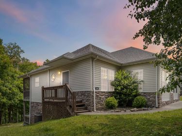 2394 Roberts Bend Road, Burnside, KY 42519