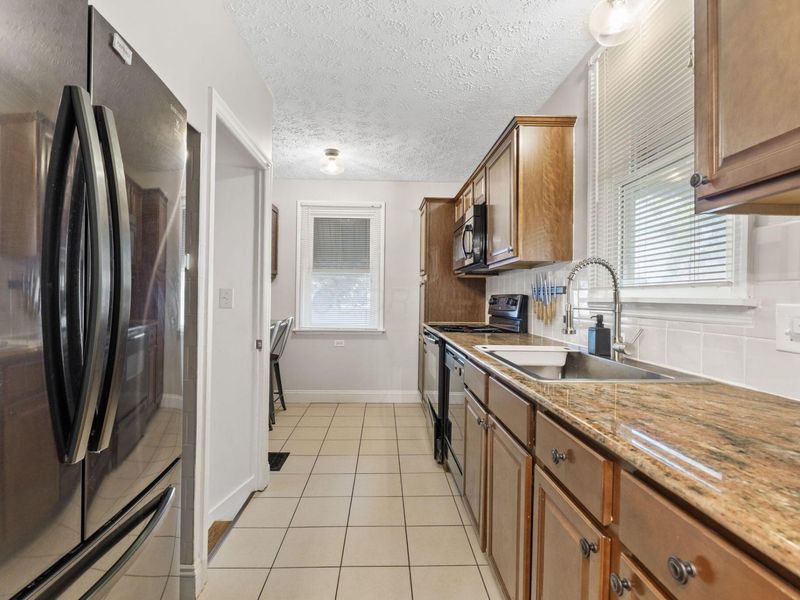 65 Frebis Avenue, Columbus, OH 43206 Photo 12