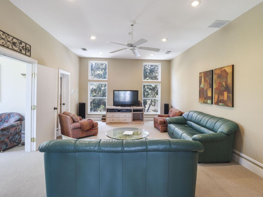 Property Image 103