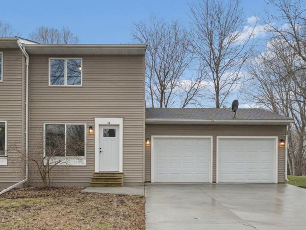 12 Piccadilly Place , Mankato, MN 56001