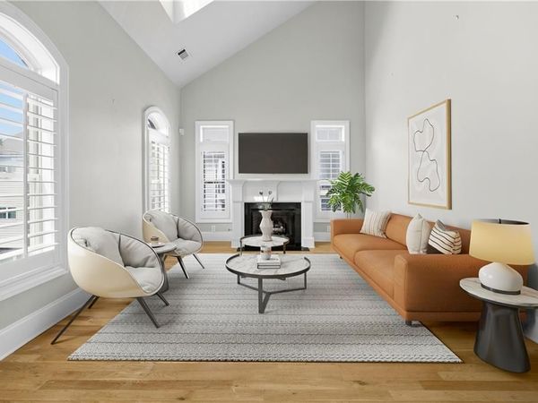 285 Le Gran Bend , Atlanta, GA 30328