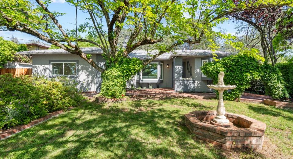 179 Daniels Dr, Auburn, CA 95603 Photo