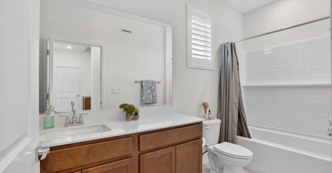8080 Moongate Way, Roseville, CA 95747 Photo