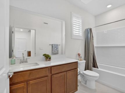 8080 Moongate Way, Roseville, CA 95747 Photo