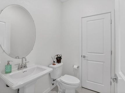 8080 Moongate Way, Roseville, CA 95747 Photo