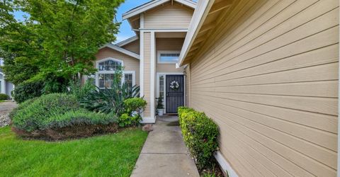 4 San Rogue Ct, Sacramento, CA 95823 Photo