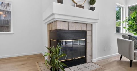 4 San Rogue Ct, Sacramento, CA 95823 Photo