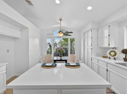 4 San Rogue Ct, Sacramento, CA 95823 Photo