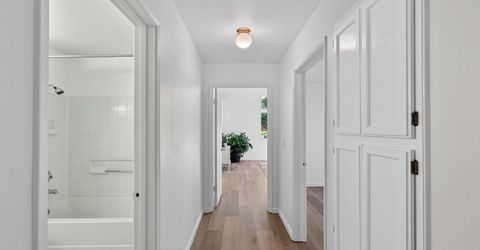 4 San Rogue Ct, Sacramento, CA 95823 Photo