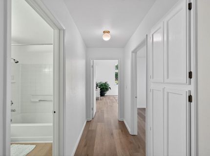 4 San Rogue Ct, Sacramento, CA 95823 Photo