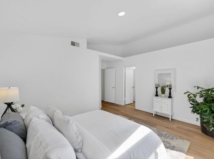 4 San Rogue Ct, Sacramento, CA 95823 Photo