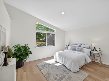 4 San Rogue Ct, Sacramento, CA 95823 Photo