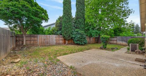 4 San Rogue Ct, Sacramento, CA 95823 Photo