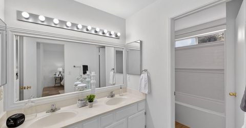 4 San Rogue Ct, Sacramento, CA 95823 Photo