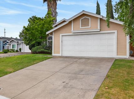 4 San Rogue Ct, Sacramento, CA 95823 Photo