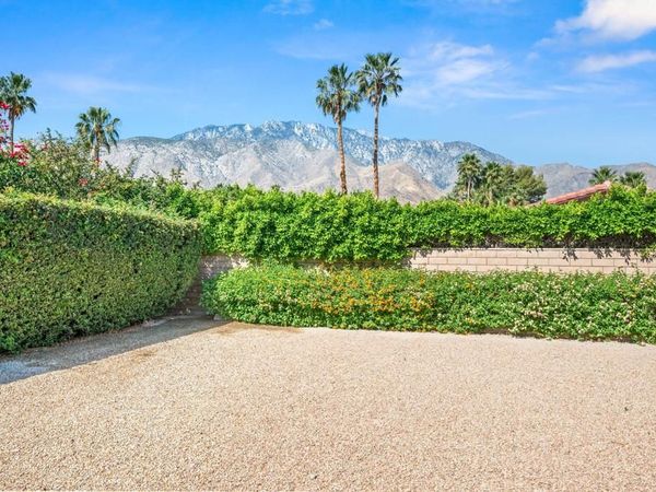 1305 E Rosarito Way, Palm Springs, CA 92262