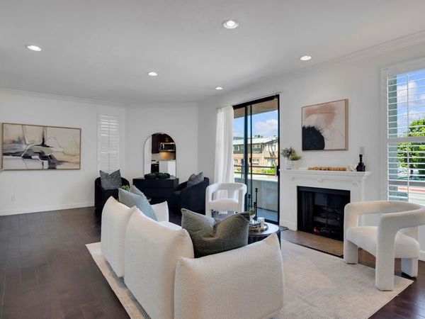 13920 Moorpark Street, Unit 106, Sherman Oaks, CA 91423