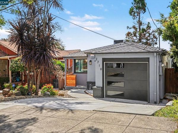 2718 Oliver Ave, Oakland, CA 94605