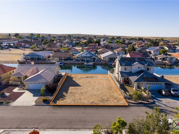 26390 Buccaneer Lane, Helendale, CA 92342