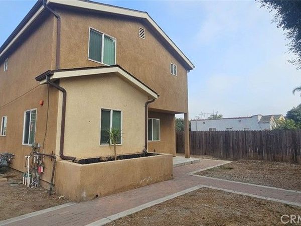 611 E 75th Street, Los Angeles, CA 90001