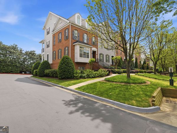 285 Le Gran Bend, Sandy Springs, GA 30328